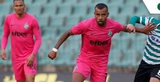 Лудогорец се справи с упорития отбор на Черно море 